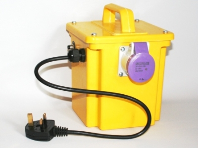 Low voltage portable Tool Transformer